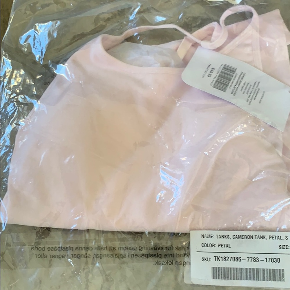 Tank - Picture 3 of 4